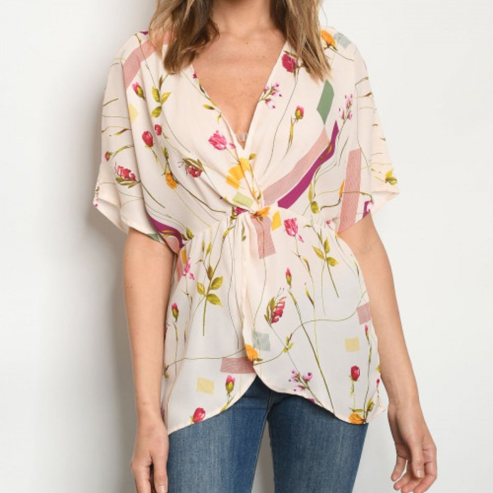 BLUSH FLORAL PRINT TOP - Picture 1 of 4